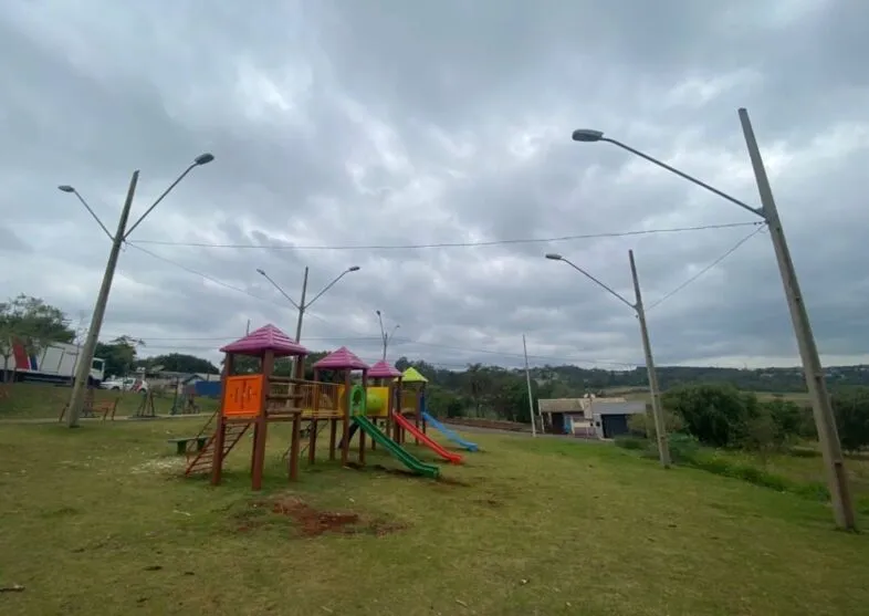 A iluminação de LED foi instalada em mais de 40 parques