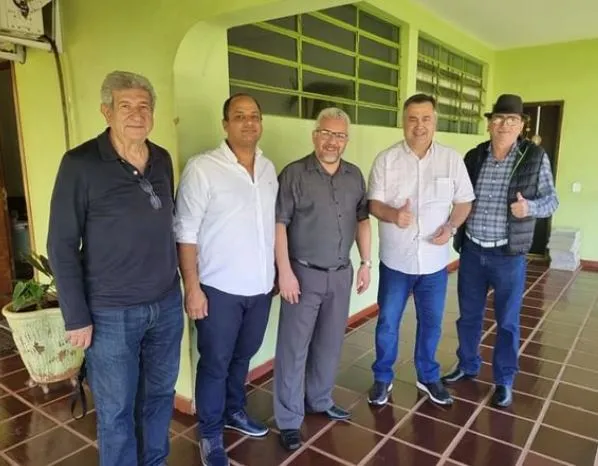 Beto Preto com lideranças religiosas e comunitárias