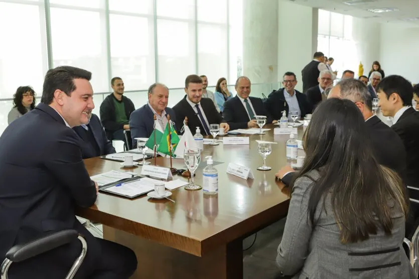 "O Paraná vive um bom momento econômico, com crescimento em todos os setores", afirma Ratinho Junior