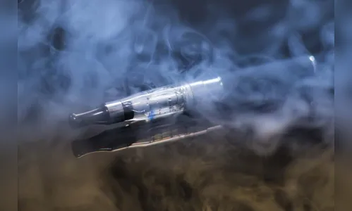 Menina é flagrada com cigarro eletrônico na escola em São João do Ivaí