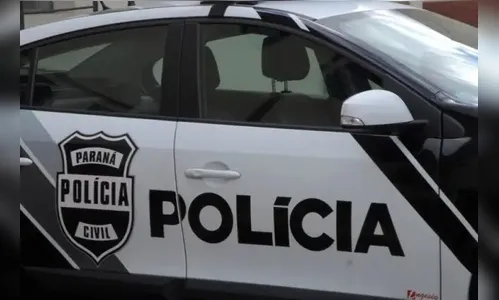 Homem furta celular de fiel durante missa em Maringá; vídeo
