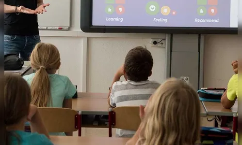 Mãe procura a PM em Godoy Moreira e denuncia professora por injúria