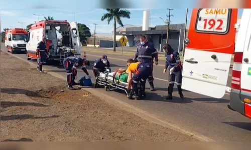 Motociclista sofre queda na Avenida Maracanã e fica inconsciente