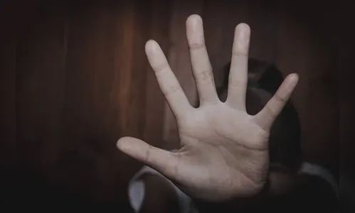 Homem é preso dirigindo embriagado após agredir a ex-esposa