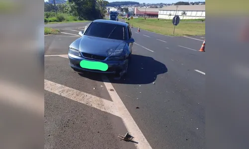 Colisão entre carros deixa dois feridos na PR-444 em Arapongas