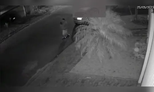 PR: vídeo mostra o momento em que pai é executado na frente dos filhos