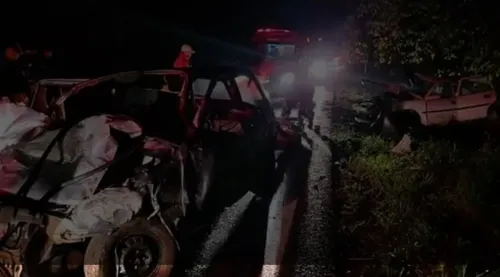 Colisão entre Vectra e Uno matou quatro moradores de Sulina