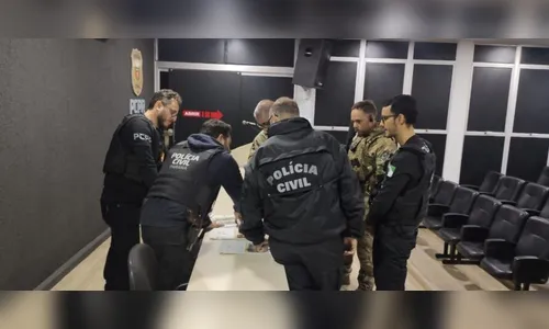 Polícia Civil e PRF fazem operação contra roubos de cargas no Paraná
