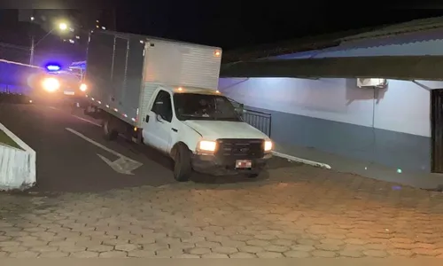 Caminhonete furtada em Ivaiporã no domingo é recuperada em Cascavel