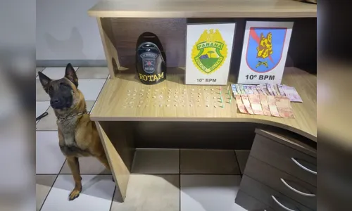 Mulher é presa com drogas em casa onde estava com filhos de 2 e 4 anos