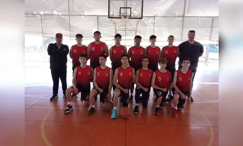 Basquete de Marilândia do Sul é tri-campeão na regional do Jojup's