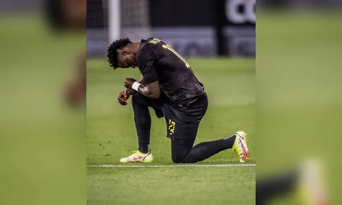 Após racismo, amigo de Vini Jr. formaliza denúncia contra segurança