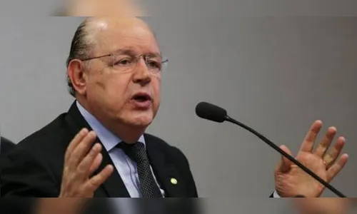 Beto Preto deseja boa sorte a Hauly, que assumirá vaga de Dallagnol