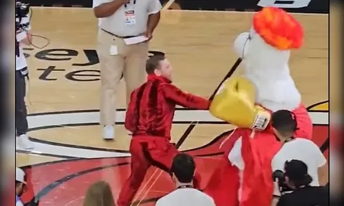 Conor McGregor causa polêmica ao agredir mascote do Miami Heat