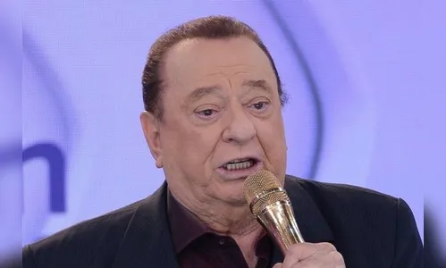 Apresentador Raul Gil é internado para passar por cirurgia, em SP