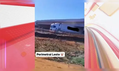 Carreta 'entala' em viaduto do Paraná e vídeo repercute nas redes
