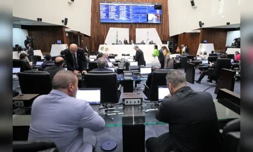 PR propõe reajuste de 5,79% a servidores e reestrutura carreiras; veja