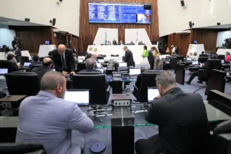 O pacote de propostas do Governo do Estado trata da reestruturação de diversas carreiras