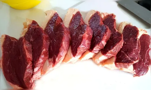 Jovem é preso após tentar furtar quilos de picanha de mercado