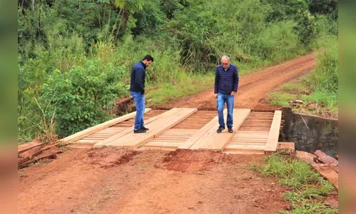 Em ação integrada, Arapongas reforma ponte rural da Estrada 7 Casas