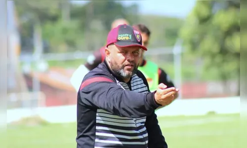 Técnico lamenta eliminação do Apucarana e diz que não seguirá no clube