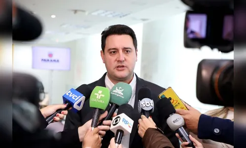 Professor que imobilizou atirador recebeu treinamento, diz governador