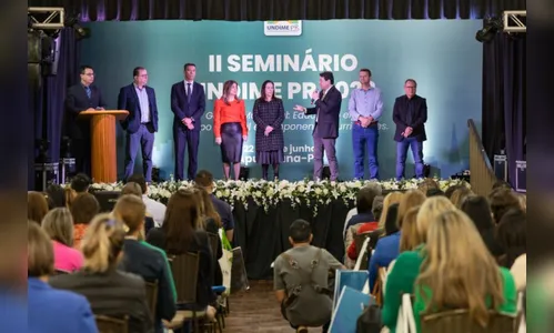 Seminário de educadores discute educação integral em Apucarana