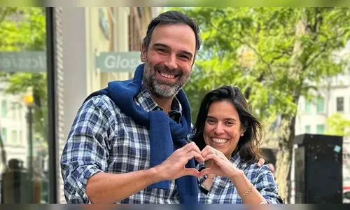 Tadeu Schmidt celebra 25 anos de casado com Ana Cristina