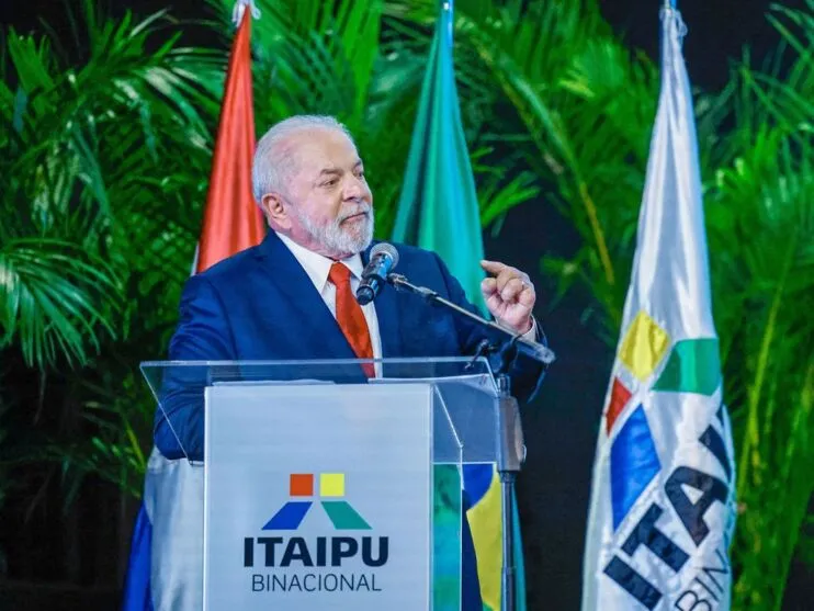 Lula durante discurso em Foz do Iguaçu