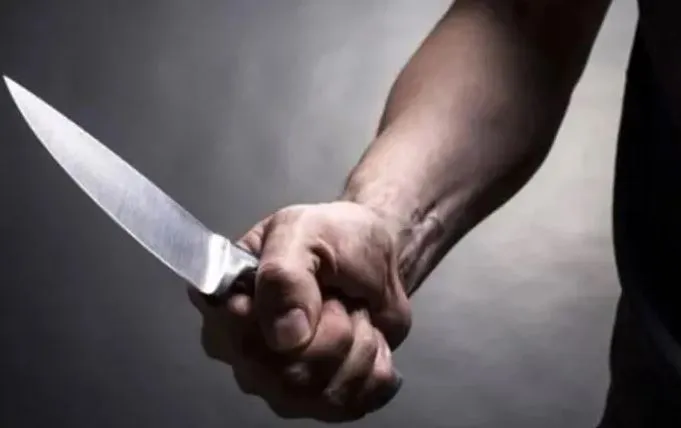 Rapaz foi atacado com uma faca após briga