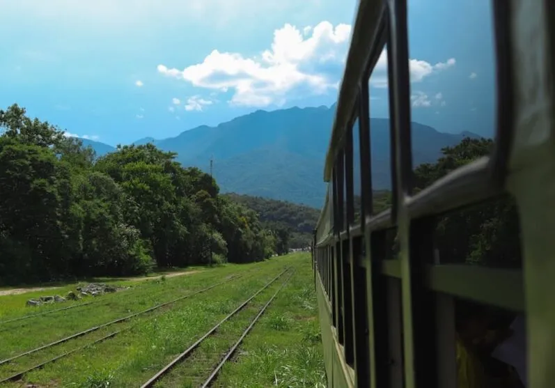 A Serra Verde Express suspendeu os passeios pela Serra do Mar neste fim de semana.