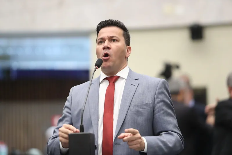 Arilson Chiorato (PT), deputado estadual