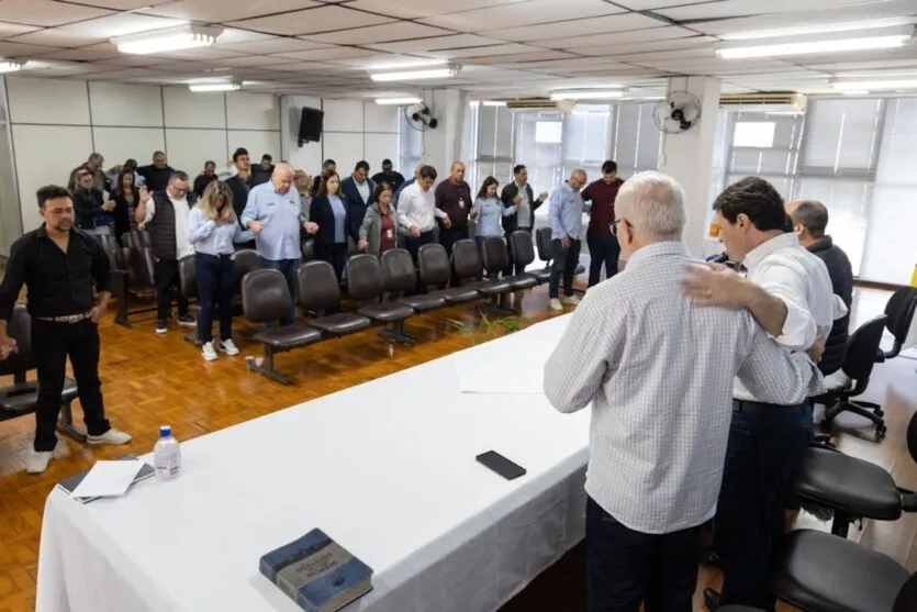 Reunião aconteceu na prefeitura municipal