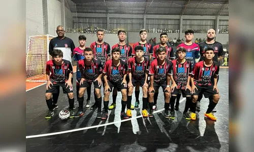 Equipe de futsal sub-15 de Apucarana vai à semifinal do Paranaense