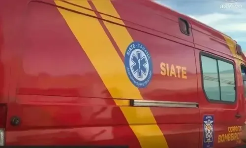 Caminhão colide com viatura dos bombeiros em Ivaiporã