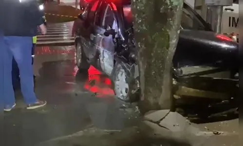 Batida contra árvore mata jovem de 25 anos no oeste do Paraná
