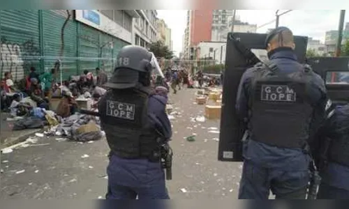 Polícia cumpre mandados de prisão na Cracolândia neste domingo