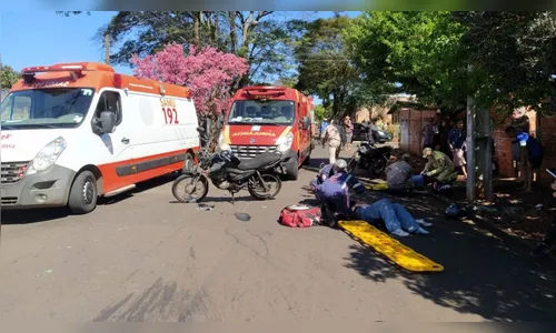 Acidente com motos deixa duas mulheres feridas em Apucarana