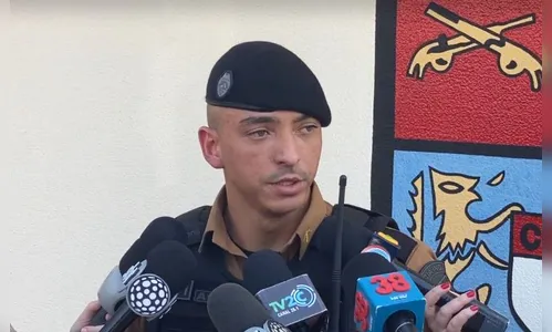 Mulher que invadiu igreja estava com arma de airsoft, diz PM; veja