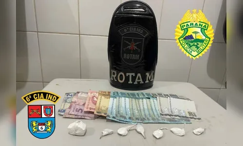 Suspeito de tráfico de drogas escondia dinheiro em Bíblia; entenda