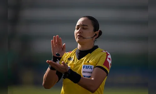 Paranaense apita jogo no primeiro dia da Copa do Mundo Feminina