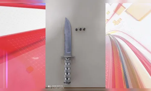 Motorista alcoolizado causa acidente, agride PMs e tem faca apreendida