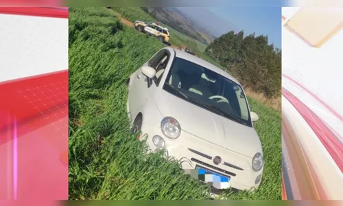 Carro roubado por quadrilha que assaltou mãe e filha é recuperado