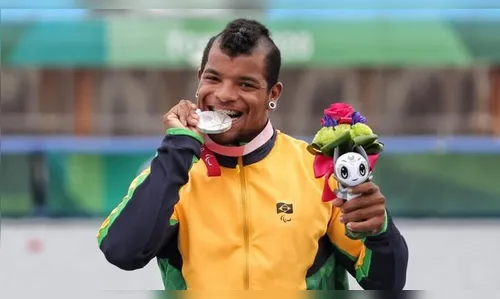 Apucaranense defenderá o Brasil em dois mundiais de paracanoagem