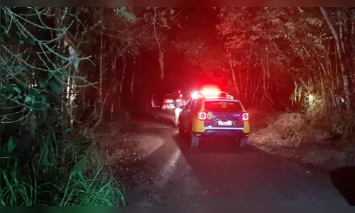 Dupla com carro roubado morre em confronto com a PM no Paraná