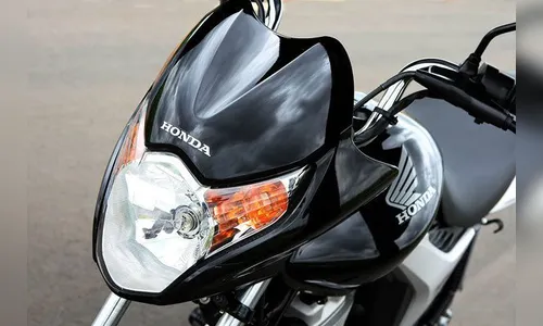 Jovem visita a mãe e tem motocicleta furtada em apenas 20 minutos