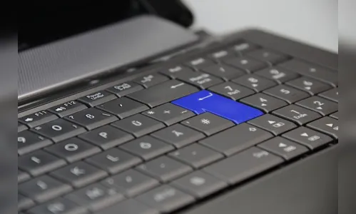 Residência é invadida e mais um notebook é furtado em Apucarana