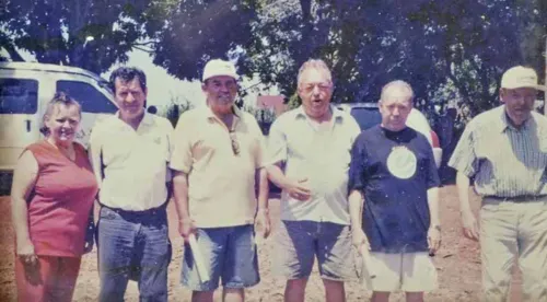 Na foto os irmãos Aparecida, Adir, Aldair, Arcênio, Fuinha e Alfredo Salla