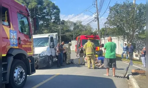 Motociclista quebra fêmur ao bater de frente a um caminhão no Paraná