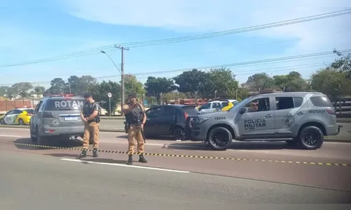 Suspeitos de roubo reagem a abordagem da PMPR e um morre em confronto